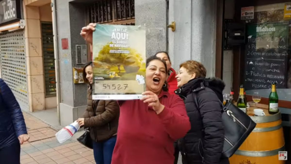 Огромен късмет споходи нашенци в български бар в Испания за Коледа ВИДЕО 
