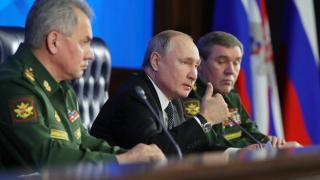 Путин нарече "измет и антисемитска свиня" посланик на Полша