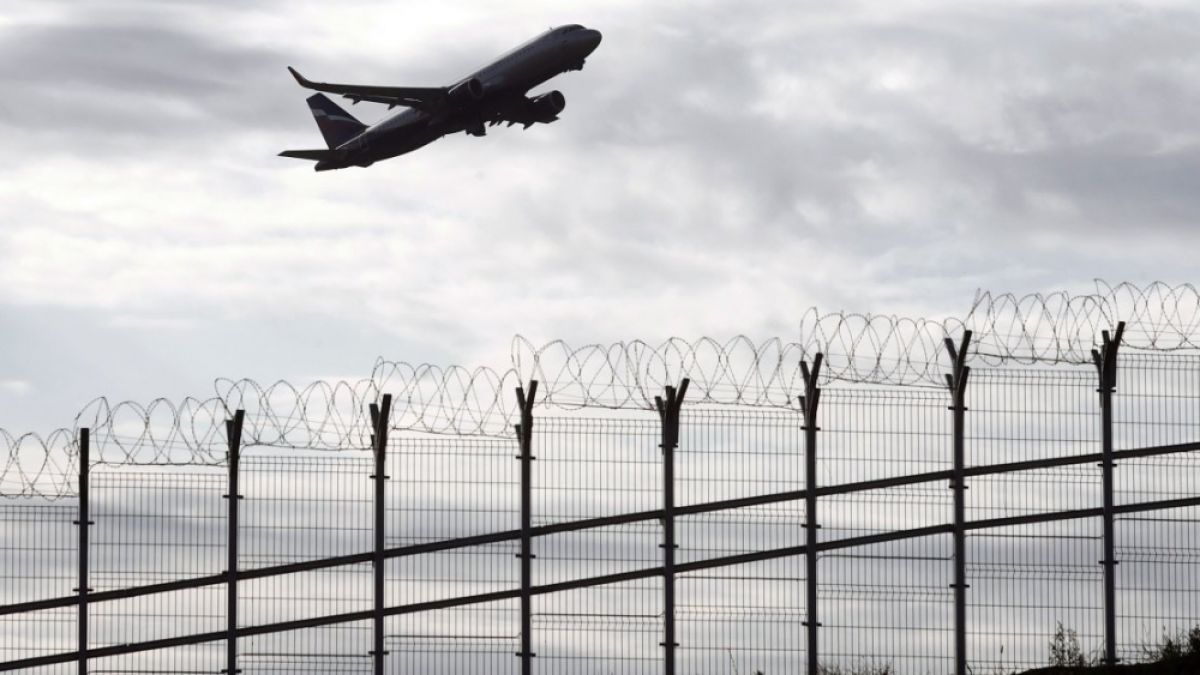 Стачка блокира полети от София до Дюселдорф и Щутгарт