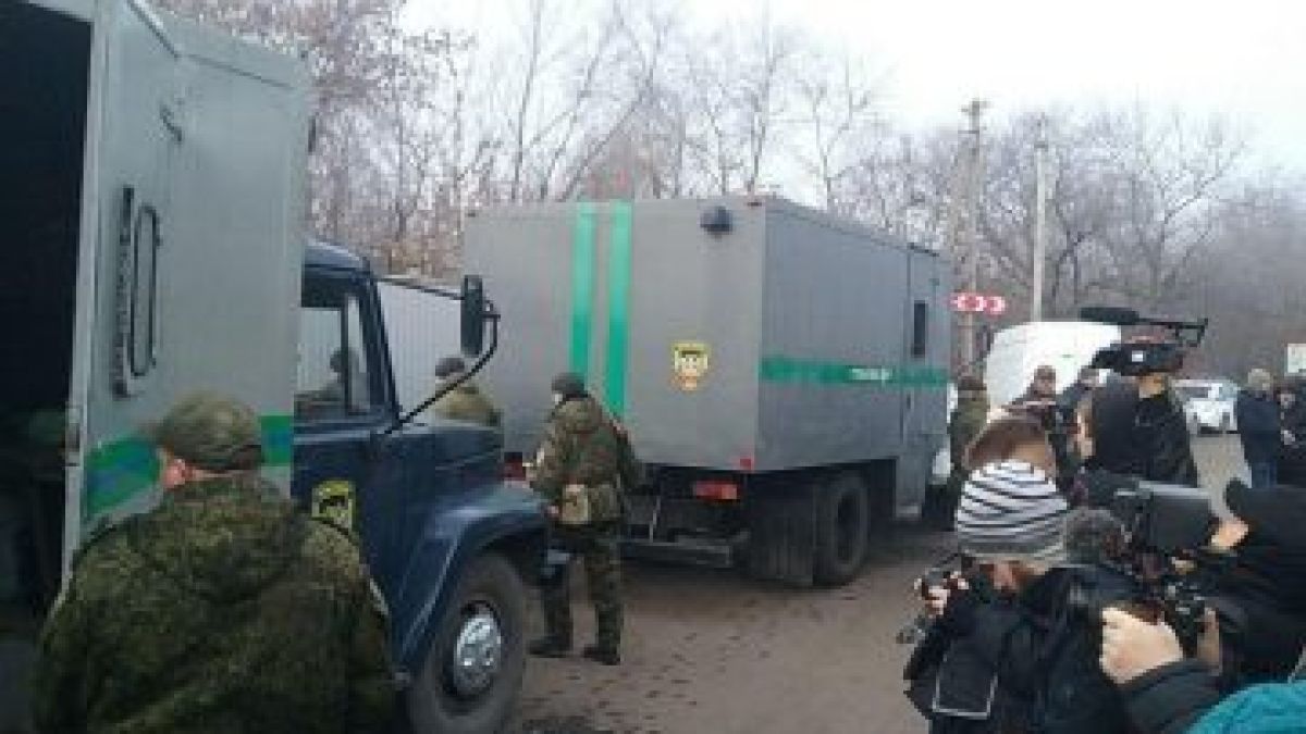 Историческо ВИДЕО! Русия и Украйна си размениха военнопленници