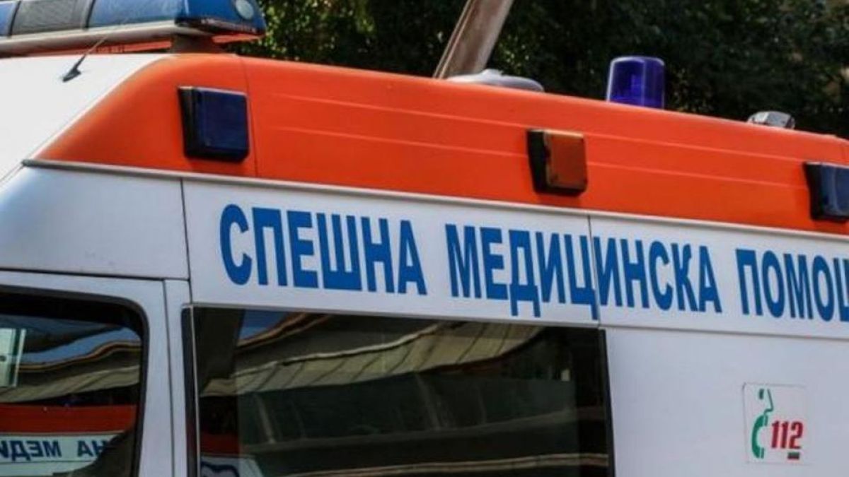Само в БЛИЦ! Жесток инцидент насред пороя в София, трамваите са блокирани