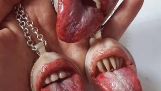 Който е видял бижутата на тази дизайнерка, трудно ще заспи СНИМКИ 18+