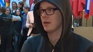 Той е евродепутат, но не е като останалите ВИДЕО