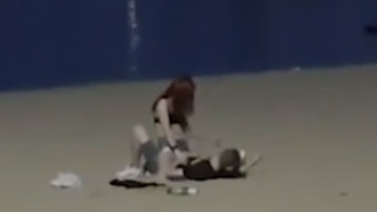 Арестуваха руснаци за секс на плажа в Тайланд ВИДЕО