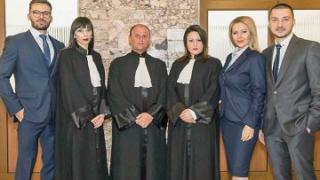 Наш адвокат въведе 4-дневна работна седмица в канторите си 