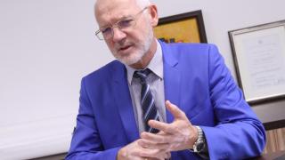 Васил Велев: Работещите в Южна България с два пъти повече болнични от Северна