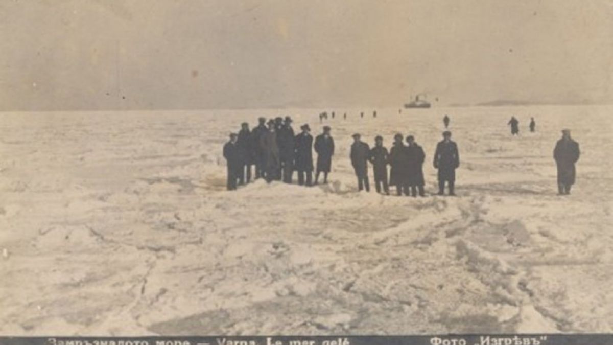Велик студ скова Варна и морето замръзна при -23° СНИМКИ