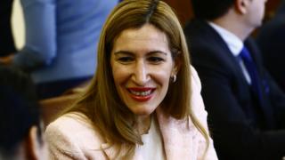 Ангелкова с важна новина за ваучерите за пътувания 