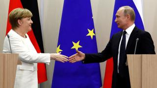 Срещата Меркел-Путин започна, ето какво си казаха 