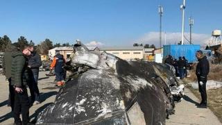 Стана ясно къде иранската ракета е ударила Боинга и защо лайнерът рухнал веднага СНИМКИ