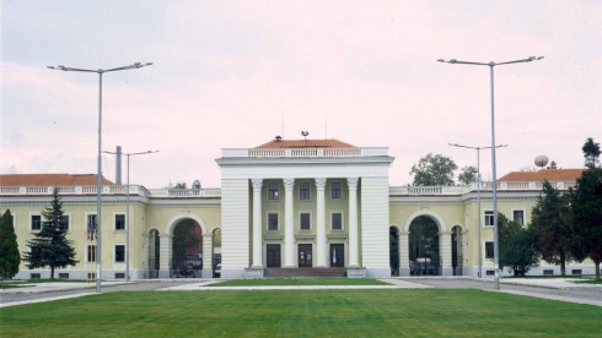 Въпреки кризата: Синдикати искат от Борисов вода за „Стомана индъстри“ 