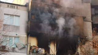 Ни вест, ни кост от мъжа, обвинен за взрива в жилищен блок във Варна