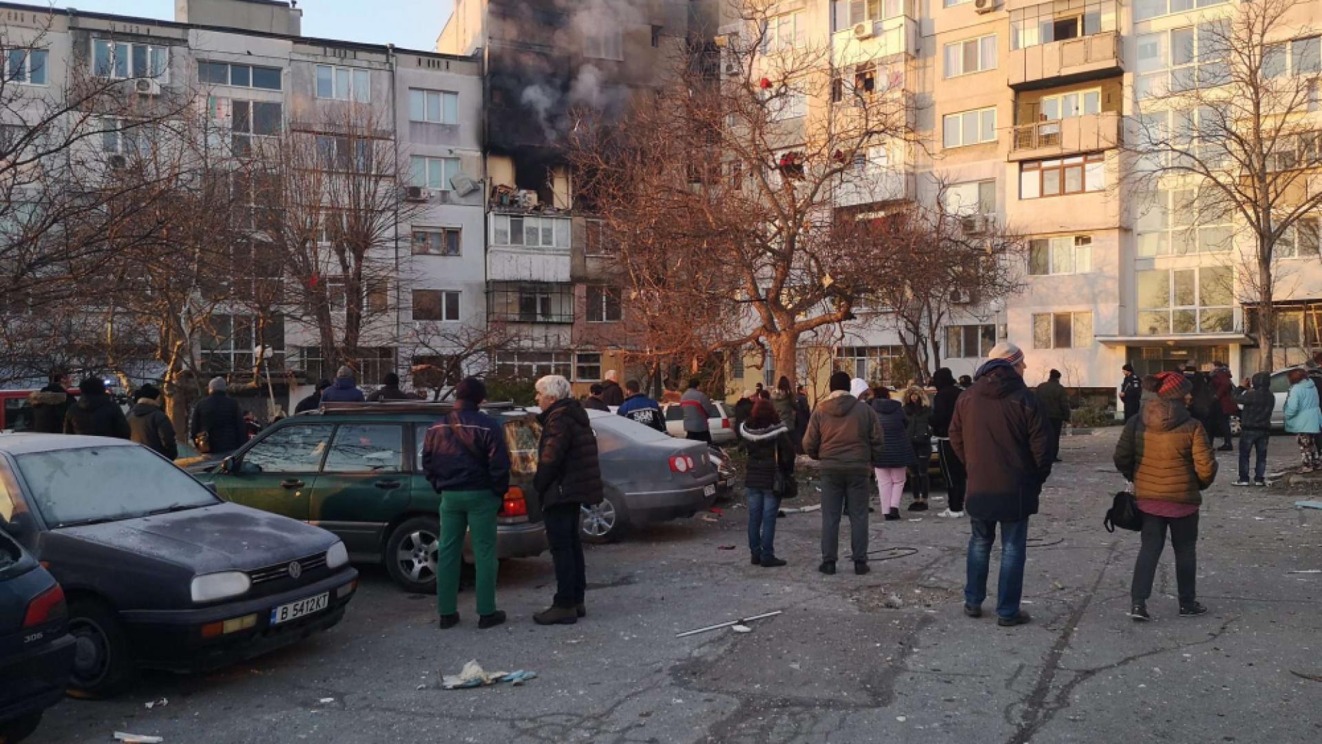 Първо в БЛИЦ! Има загинала при взрива във Варна, издирват опасния отмъстител на разведената си любовница ВИДЕО