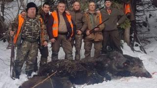 Ловци в Годечко направиха зрелищен удар още на първия излет за годината 