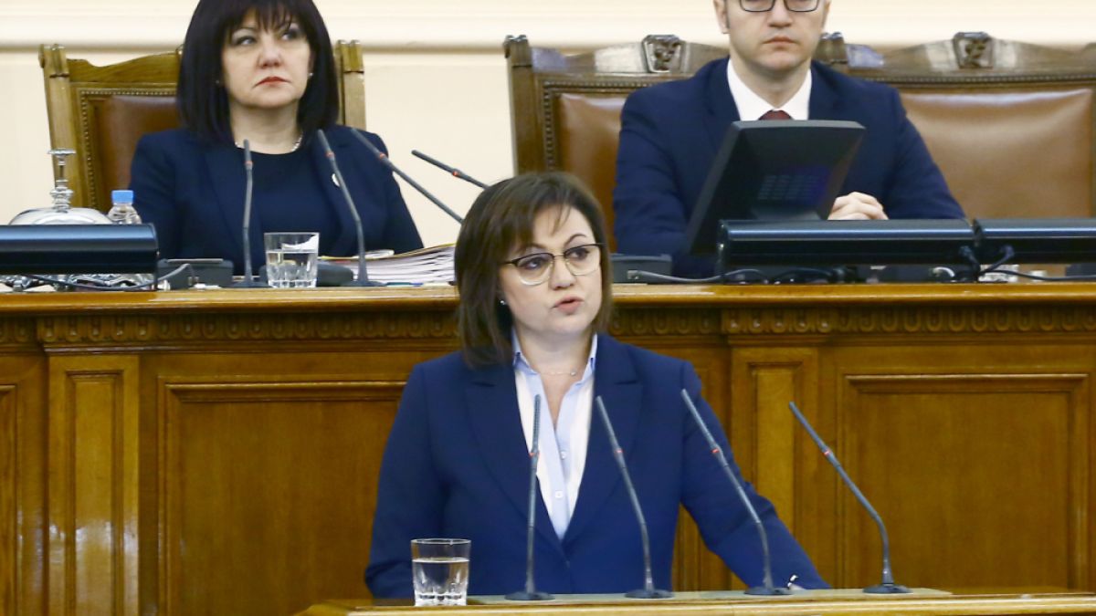 Нинова изригна: Търговските вериги победиха правителството 