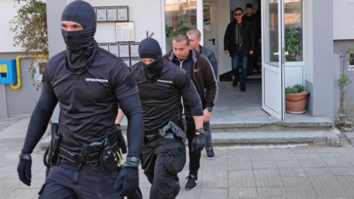 Бруталната банда в София извършила далавери за 1,2 милиона, арестувани са... ВИДЕО