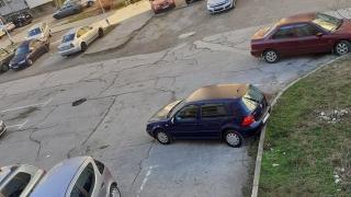 Врачанин с "Голф" сложи всички перничани в джоба си с тази маневра