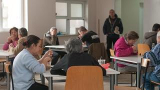 В този български град бездомниците са ни двойно по-скъпи, отколкото в София