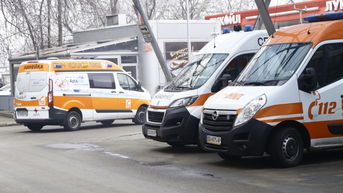 Извънредно! Медици от „Спешна помощ“ в София с коронавирус