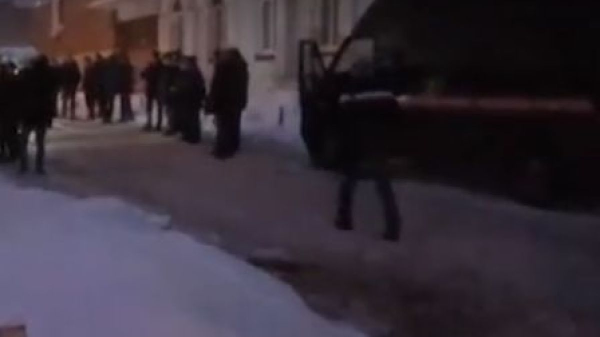 Вряла вода заля общежитие, петима са сварени живи ВИДЕО