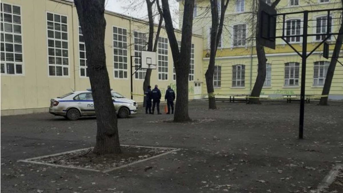 Ужасяваща трагедия в двора на Английската гимназия в Русе 