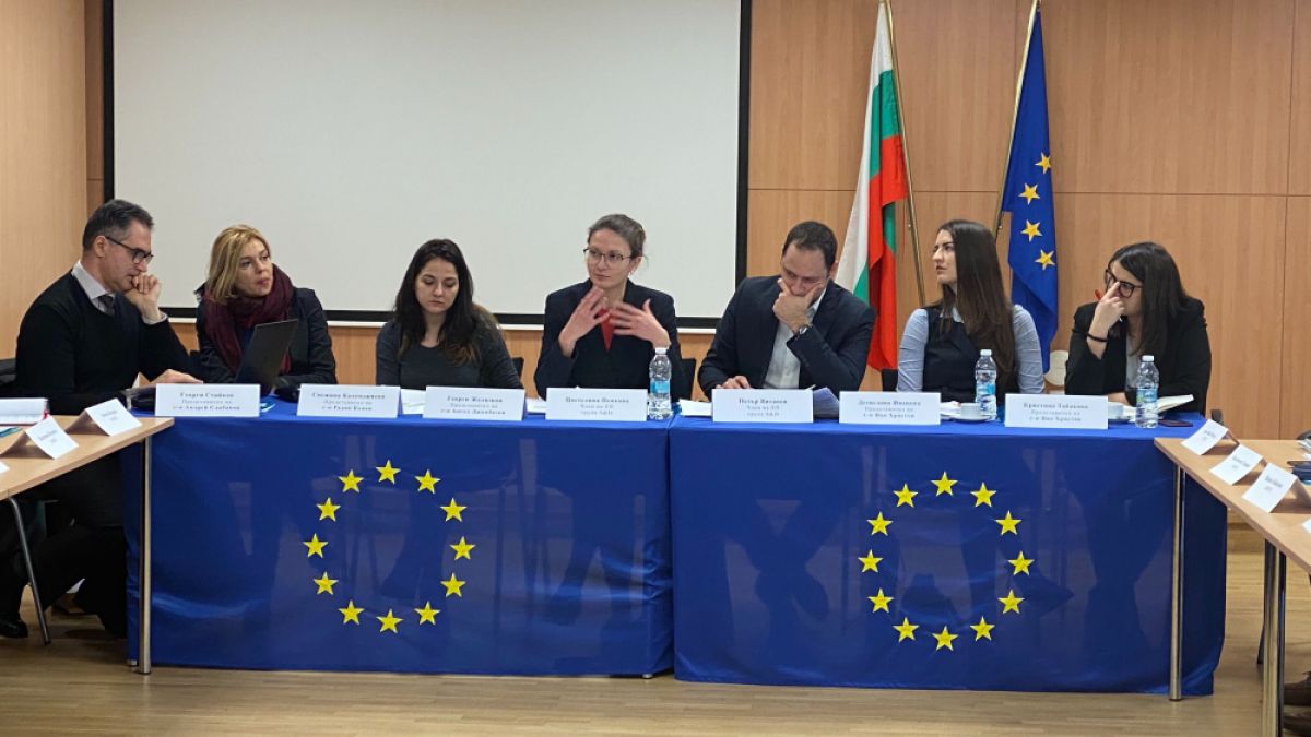 Цветелина Пенкова: 25% от бюджета на ЕС е за инвестиции в борбата с климатичните промени 