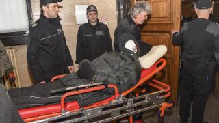 Герман Костин ревна, че ослепя в ареста СНИМКИ