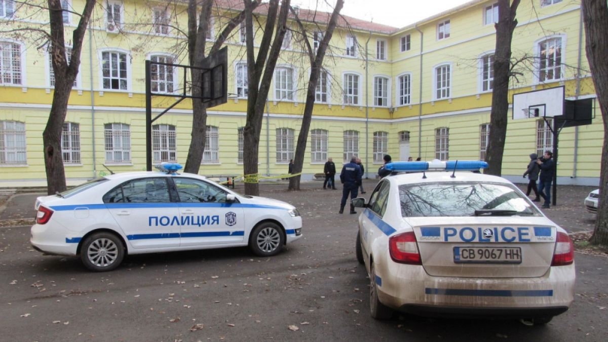 Майката на трагично загиналия ученик от Русе просълзи мрежата с прощалните си думи 