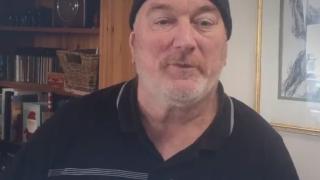 Парализиран болен от рак проходи, независимо от прогнозите на лекарите