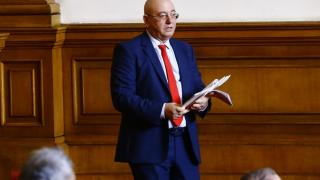 Емил Димитров предупреди: Няколко ВиК предприятия са пред фалит