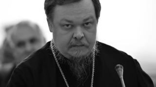 Трагедия пред храма: Внезапно почина най-прочутият руски протойерей