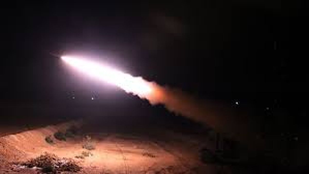Ракета удари ресторанта на посолството на САЩ в Багдад ВИДЕО