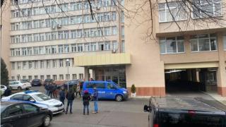 Стана ясно кой е мъжът, който се гръмна в сградата на ДАНС