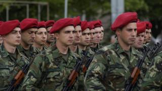 „Пълни редици“: Ето как армията ще попълни оределия строй 
