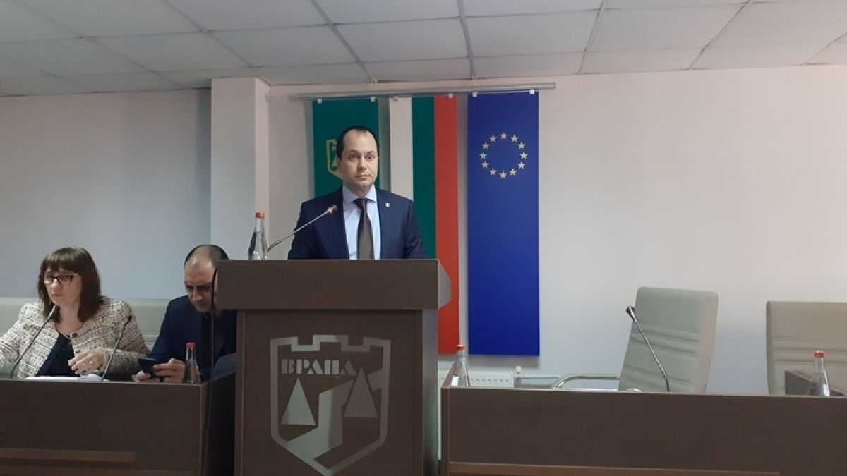 Увеличиха заплатата на врачанския кмет, ето колко взима вече