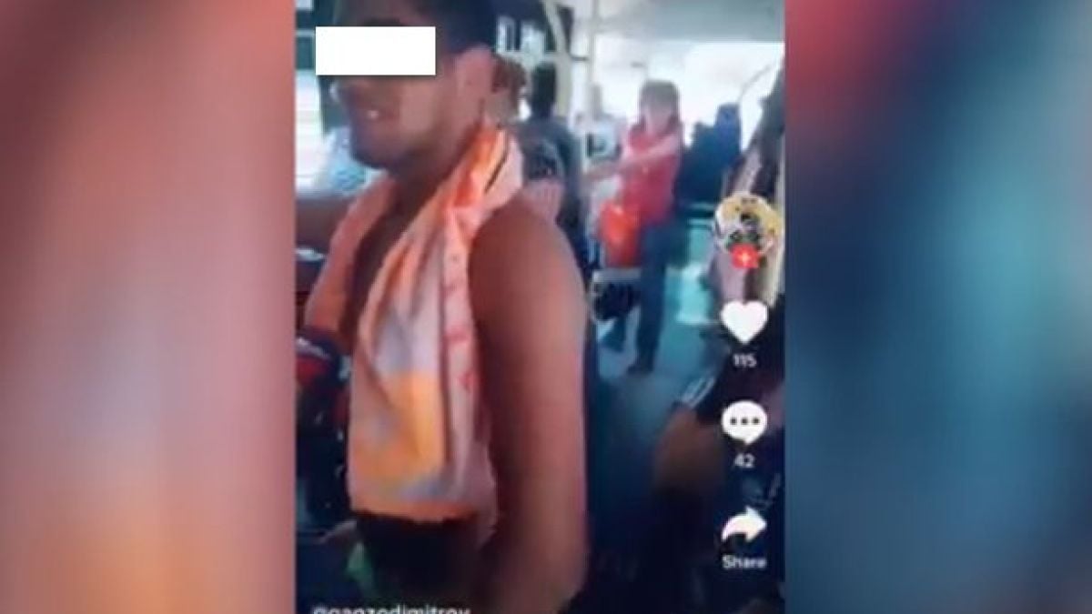 Циганинът Гонзо от бруталното ВИДЕО в автобус извади много лош късмет