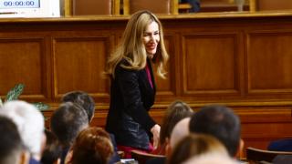 Ангелкова със силно послание и призив за вота на 11 юли ВИДЕО