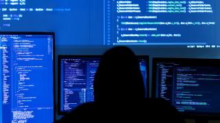 Експерти: В киберпространството има циклони и бури, които се опитваме да спрем