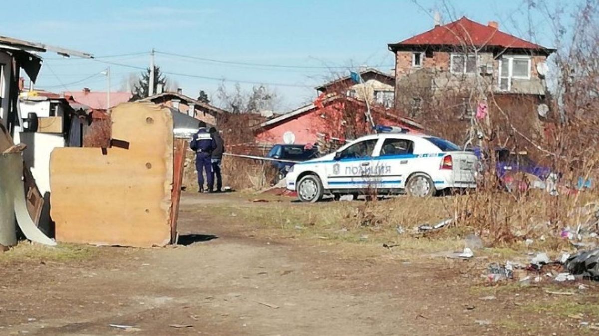 Първи СНИМКИ от акцията в столичния квартал "Христо Ботев"