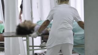 Арестуваха двама злодеи, залели с киселина млада жена в София