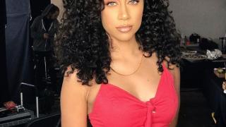 Сексоложа: Жени, слагайте си вагинална течност като парфюм и мъжете ще ви разкъсат