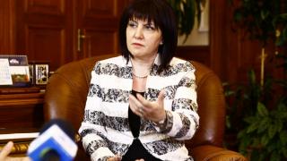 Първо в БЛИЦ! Караянчева с мощна атака срещу Радев заради обидите към Фандъкова
