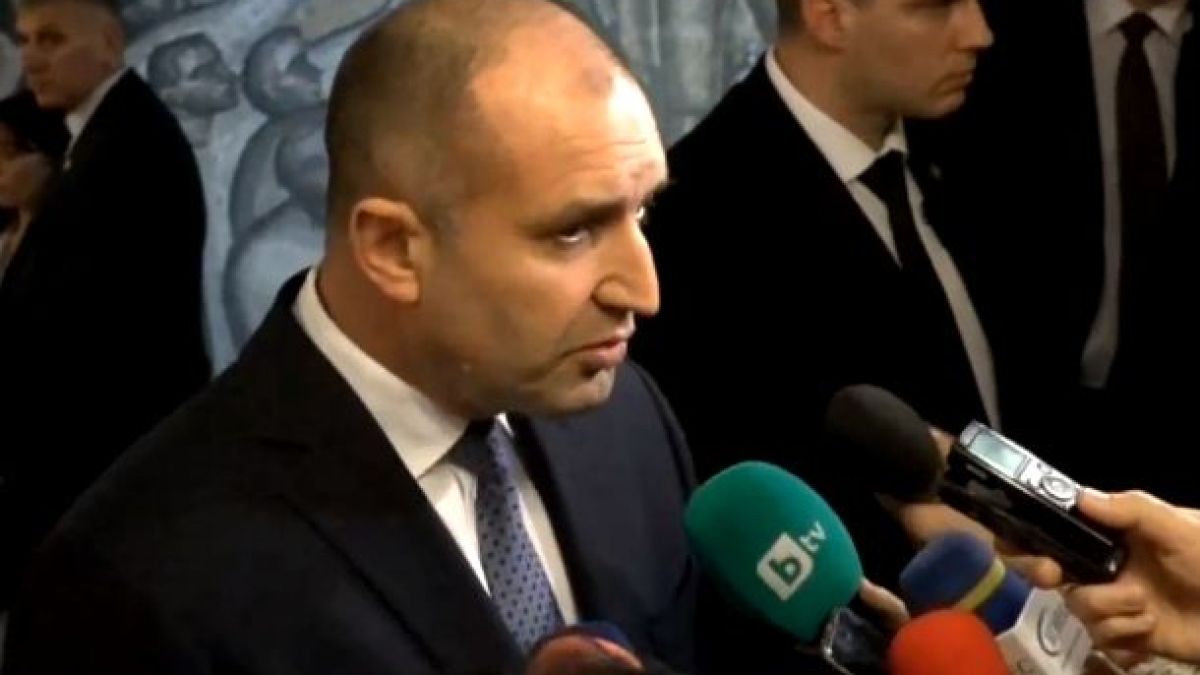 Президентът Радев: Слух е, че искам да правя преврат! ВИДЕО