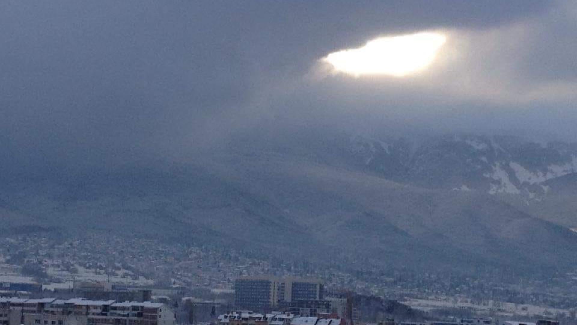 Уникална гледка в небето над София подпали мрежата СНИМКА 