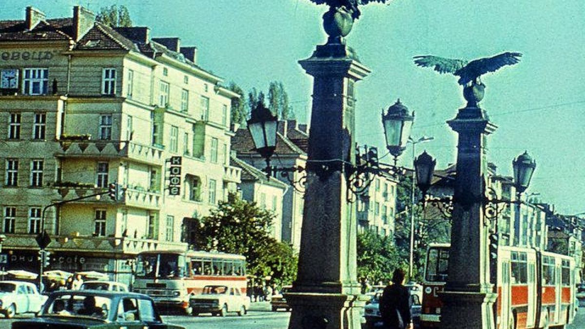 Каква щеше да бъде България без комунизма?