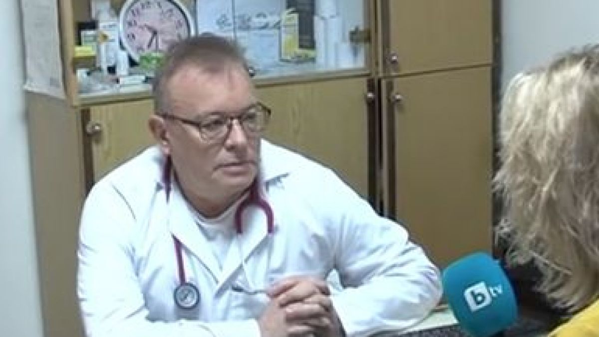 Пребит брутално лекар: Сотаджиите гледаха как ме ритат и блъскат - все едно бяха на филм 