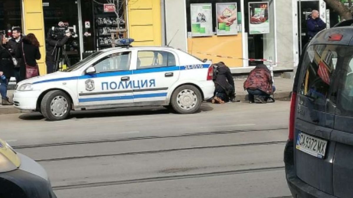 Извънредно! Обраха клон на банка ДСК в София