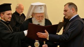 За първи път от десетилетия БПЦ е автор на учебници