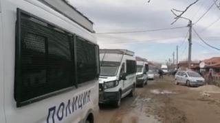 Ексклузивно в БЛИЦ! Първи масови арести след изненадващото посещение на Гешев и Маринов в Белозем ВИДЕО