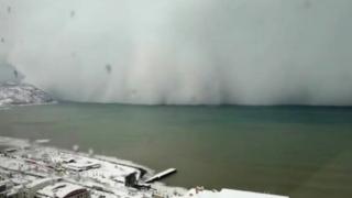Страховито: Ето как снежна буря удари турския бряг до Хопа ВИДЕО 